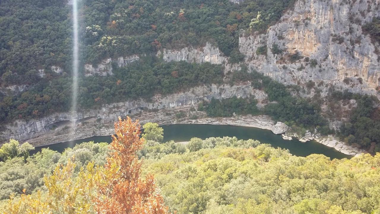 Chambre En Ardeche Du Sud Saint-Remeze Buitenkant foto